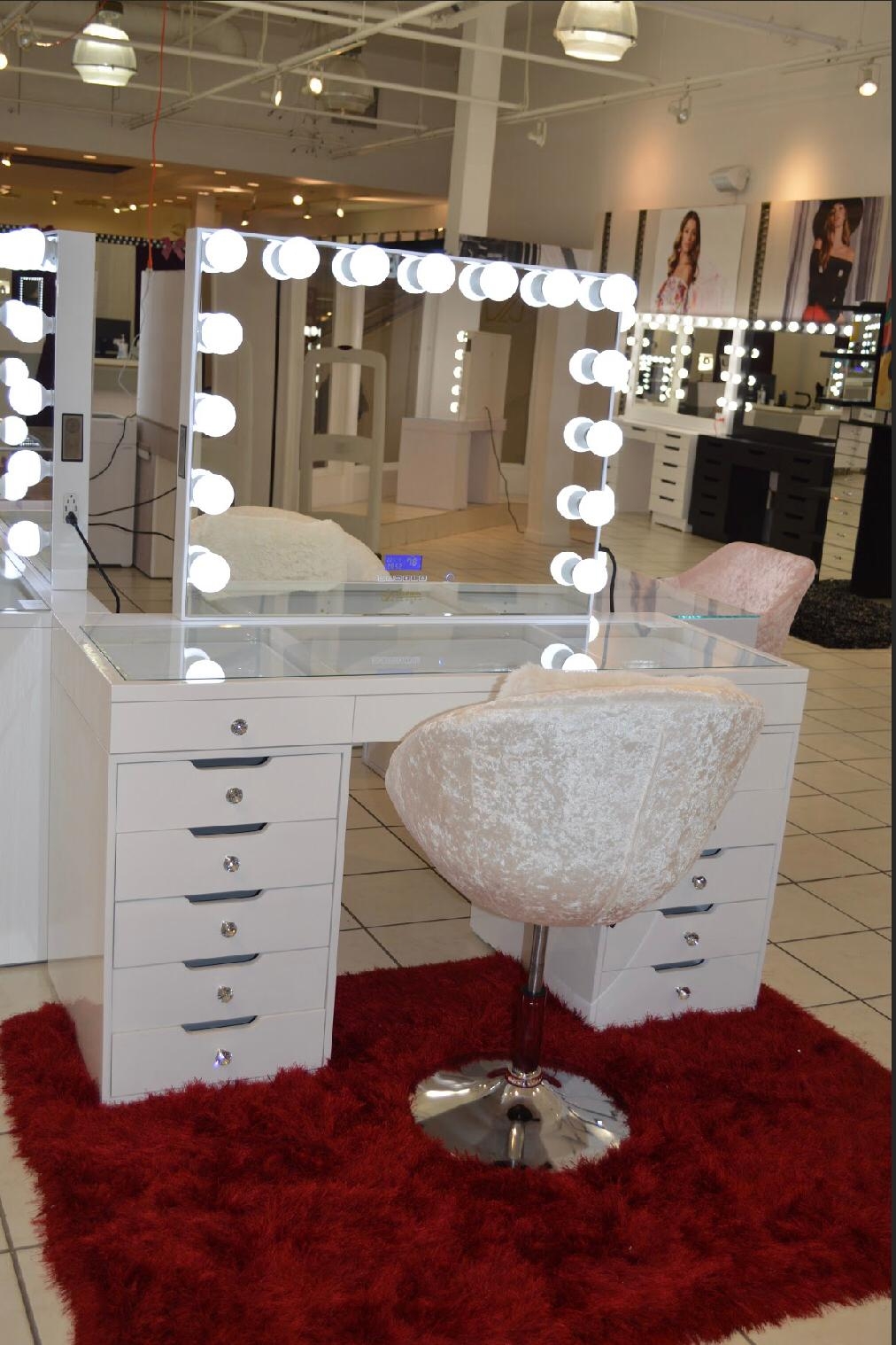 Queen Vanity Outlet | 5885 Gulf Fwy #410, Texas City, TX 77591, USA | Phone: (832) 820-8166