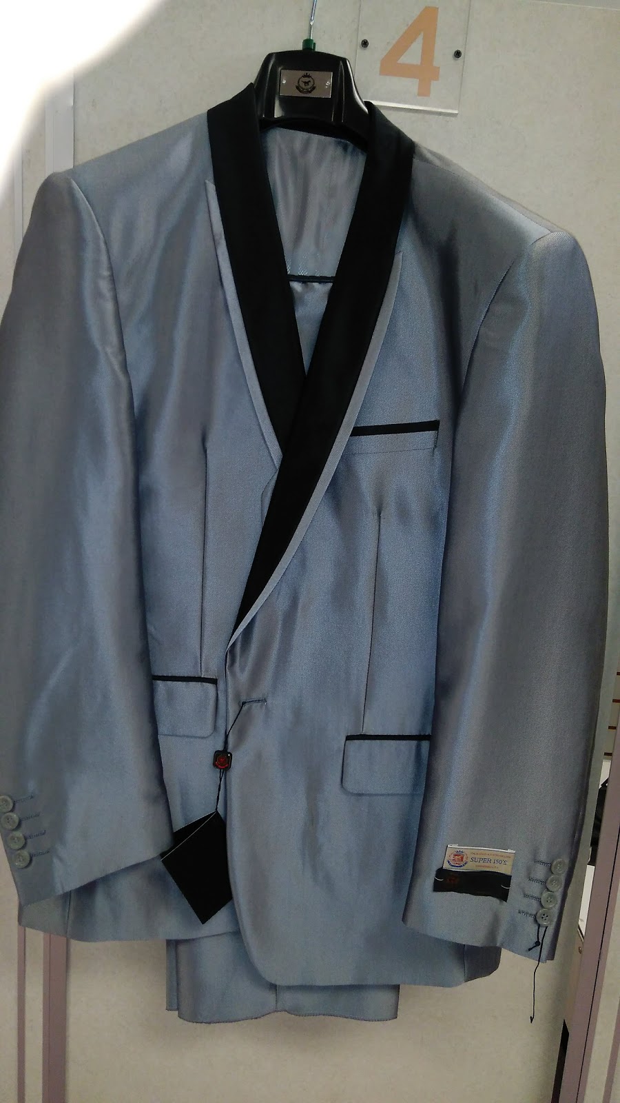 la Aguja de Oro | 9122 E 31st St, Tulsa, OK 74145, USA | Phone: (918) 289-9014