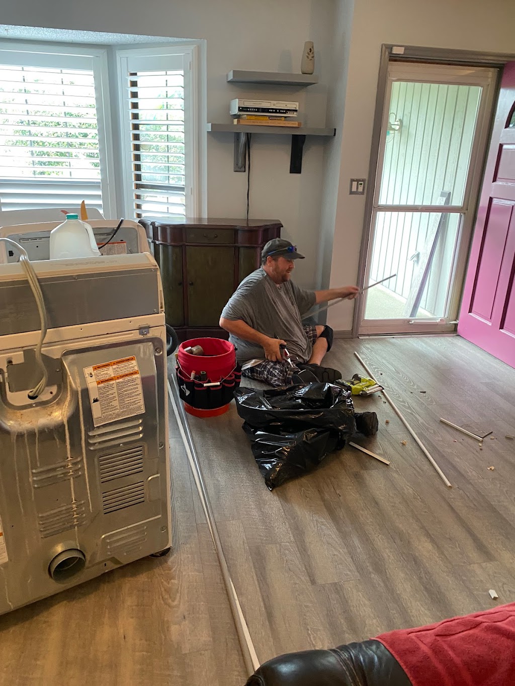 Lets Floor It | 5165 Commercial Way, Spring Hill, FL 34606, USA | Phone: (727) 868-5700