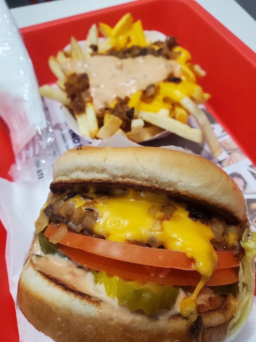 In-N-Out Burger | 19407 N 27th Ave, Phoenix, AZ 85027, USA | Phone: (800) 786-1000