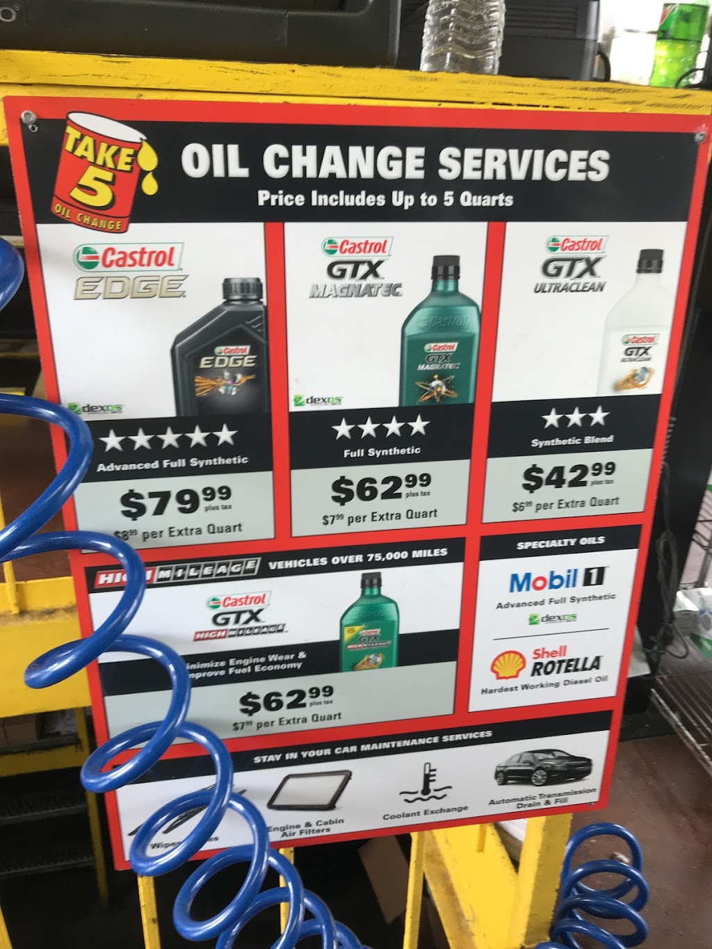 Take 5 Oil Change | 5720 E Mockingbird Ln, Dallas, TX 75206, USA | Phone: (214) 278-6278