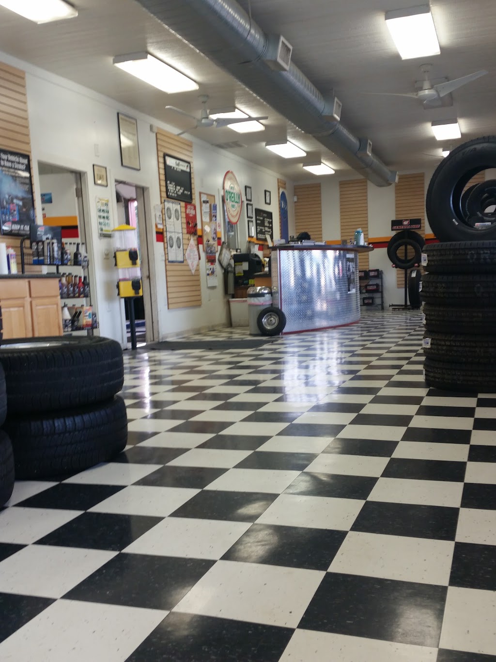 DLS Tire Centers, Inc. | 1009 Easton St, Harrisonville, MO 64701, USA | Phone: (816) 380-7192