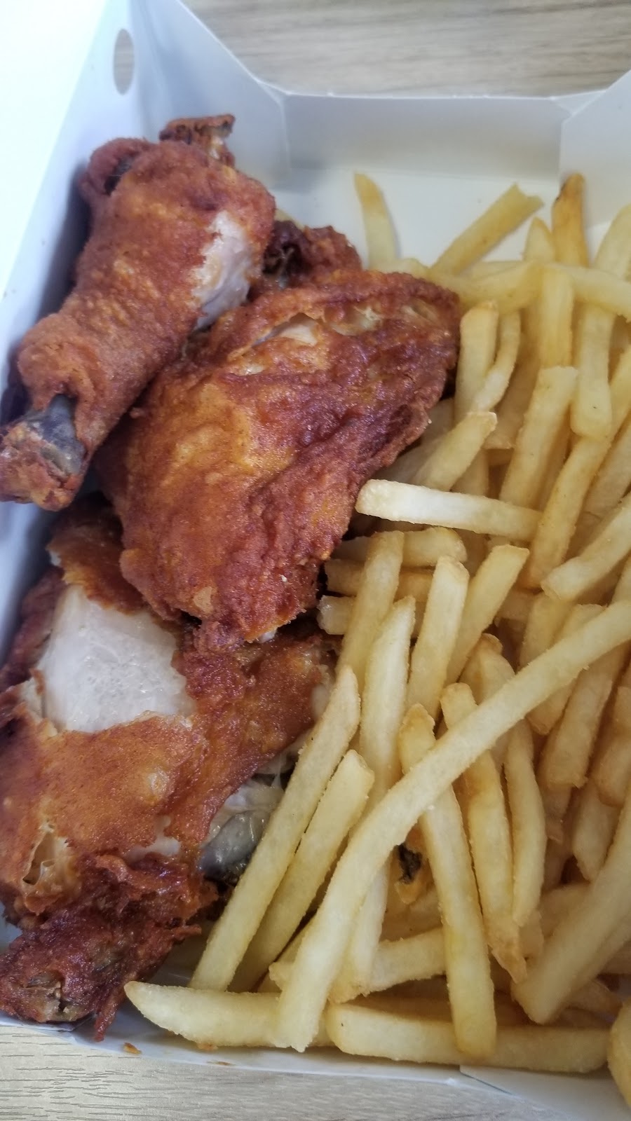 Pollo Campero | 835 Harriman Pl, San Bernardino, CA 92408, USA | Phone: (833) 226-7376