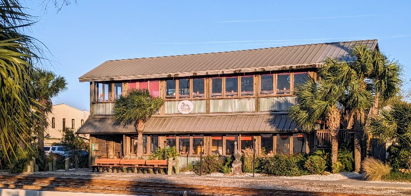 Salty Pelican Bar & Grill | 12 N Front St, Fernandina Beach, FL 32034, USA | Phone: (904) 277-3811