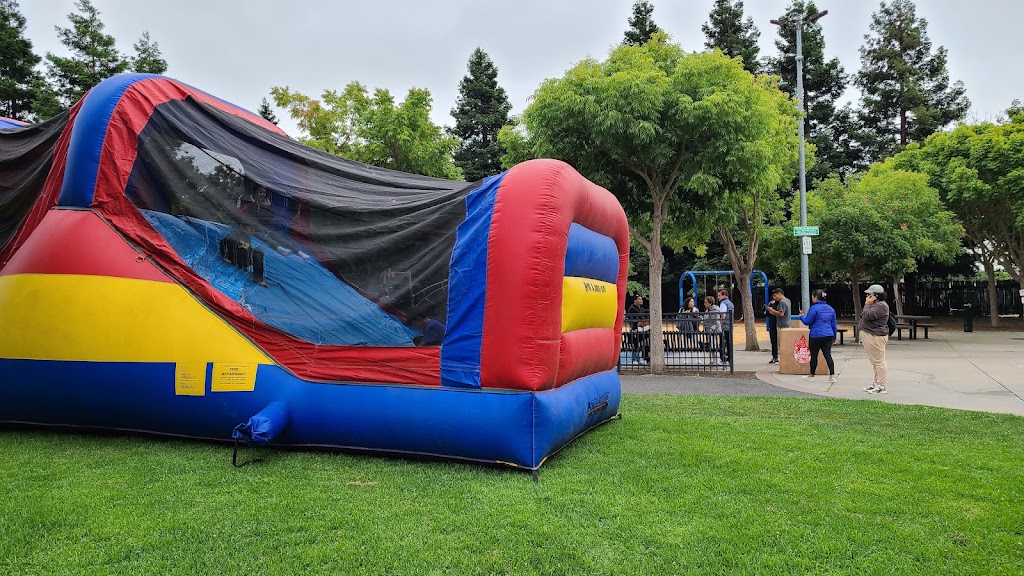 Halcyon Park | 1245 147th Ave, San Leandro, CA 94578, USA | Phone: (510) 577-3462