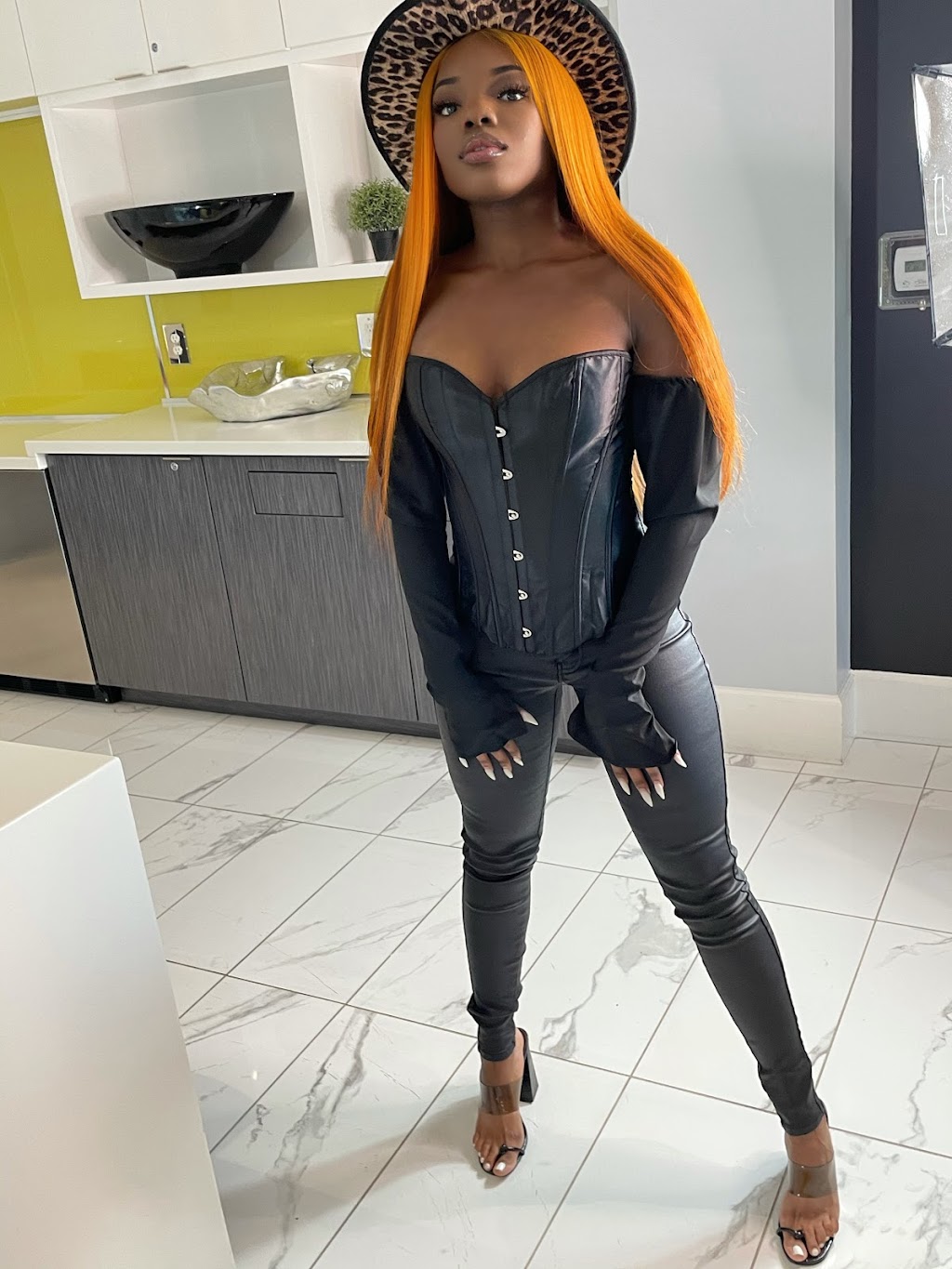 Her Couture Boutique | 10676 Campus Way S, Upper Marlboro, MD 20774, USA | Phone: (301) 324-0519