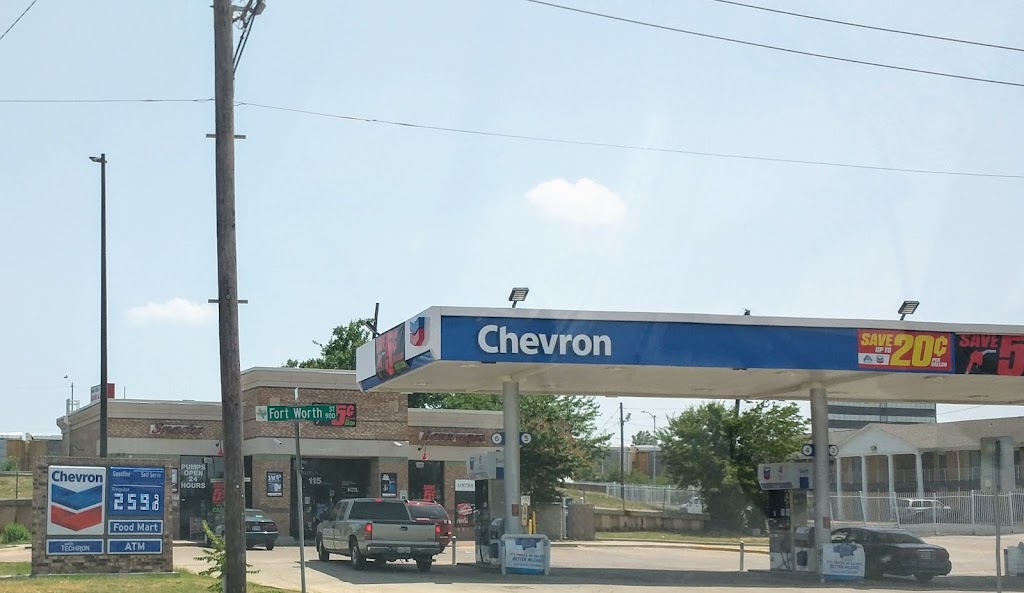 Chevron | 115 N Carrier Pkwy, Grand Prairie, TX 75050, USA | Phone: (972) 642-6555