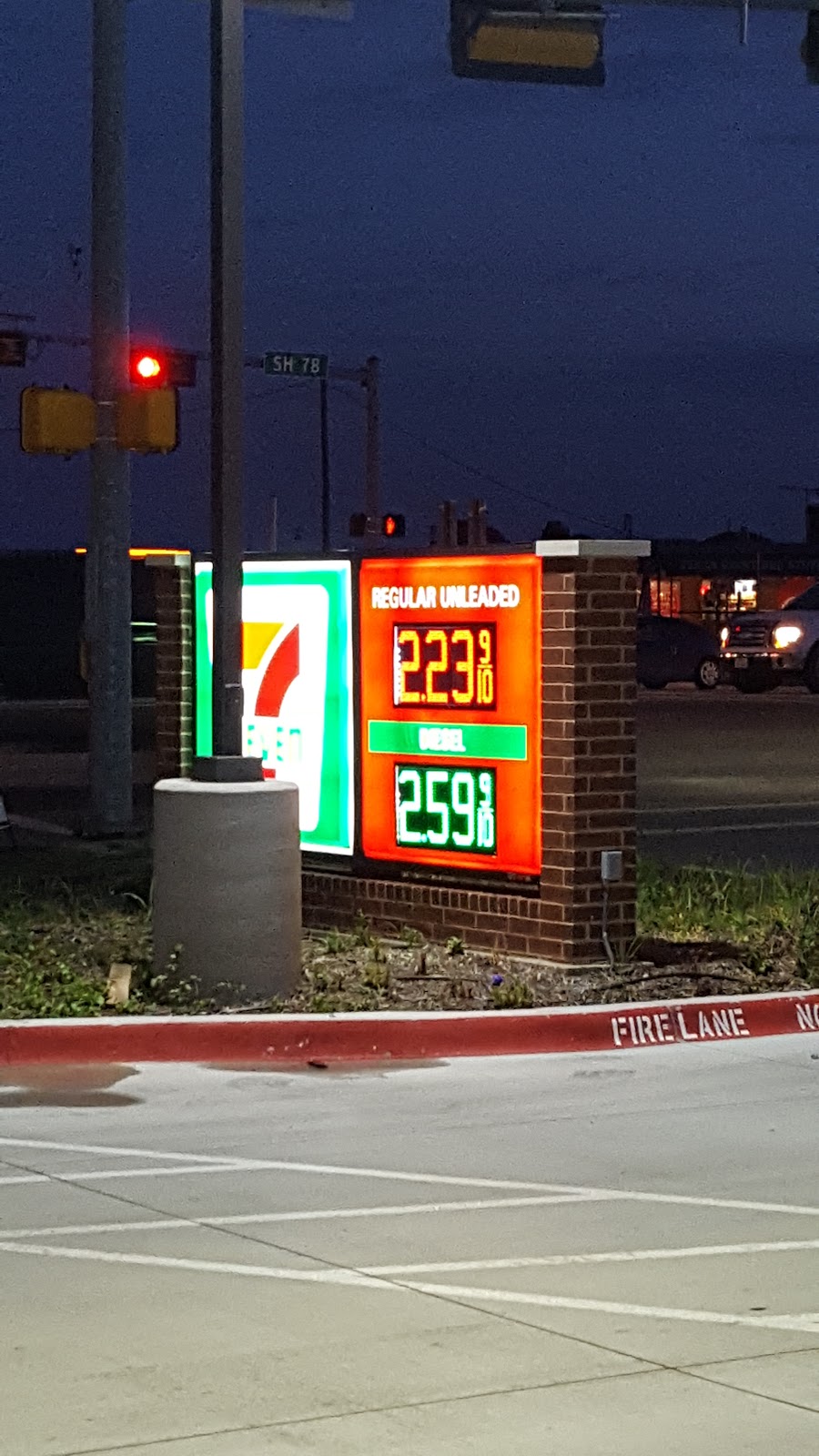 7-Eleven | 991 S State Hwy 78, Lavon, TX 75166, USA | Phone: (214) 385-5264