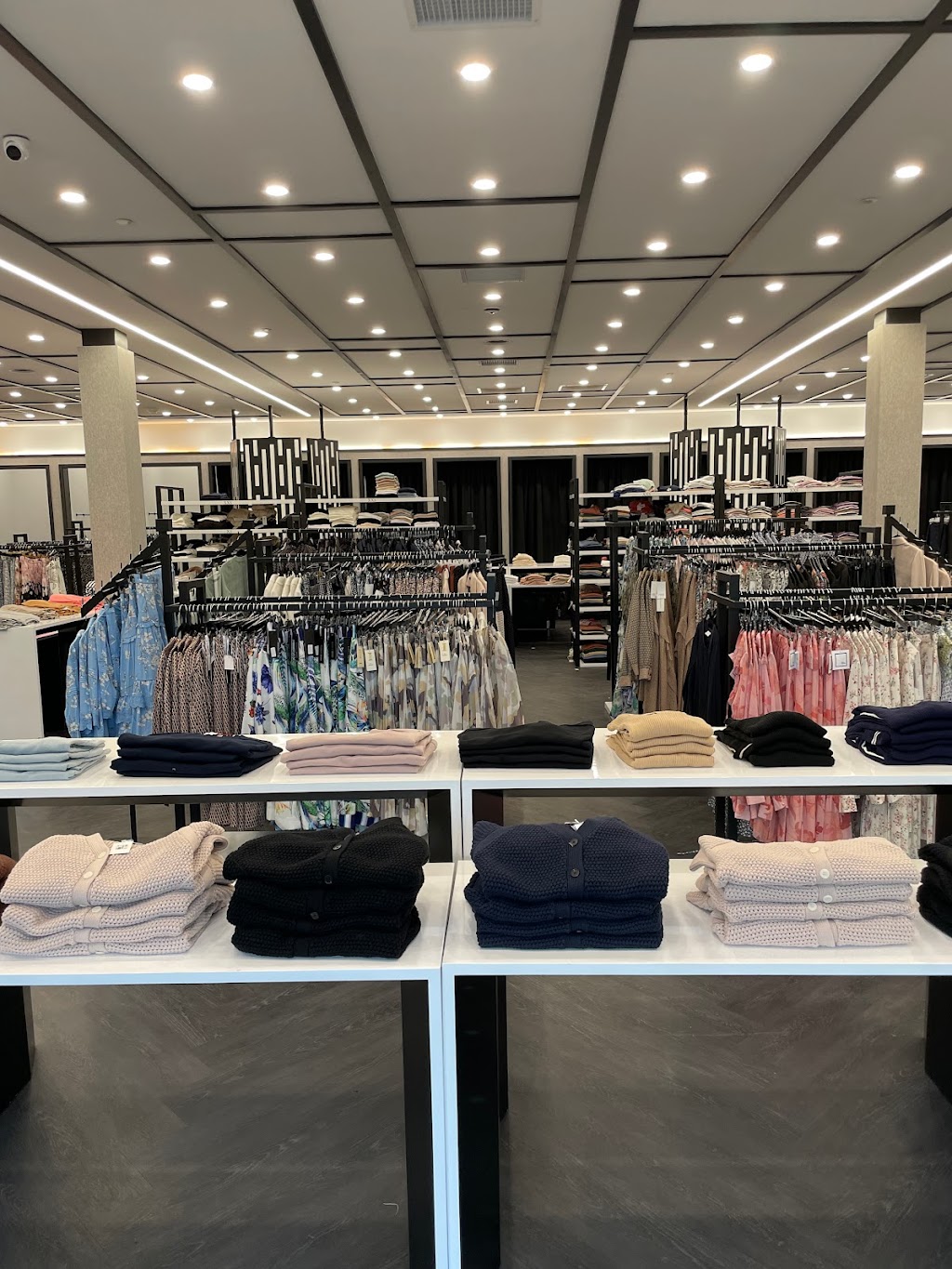 Fame on Central | 1135 E Veterans Hwy Unit 24, Jackson Township, NJ 08527, USA | Phone: (848) 895-3263