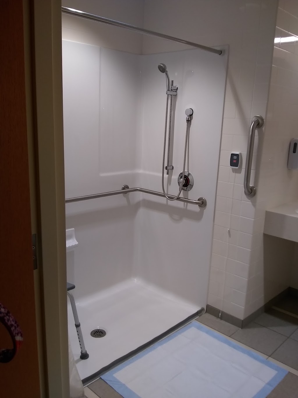 Cameron Memorial Community Hospital | 416 E Maumee St, Angola, IN 46703, USA | Phone: (260) 665-2141