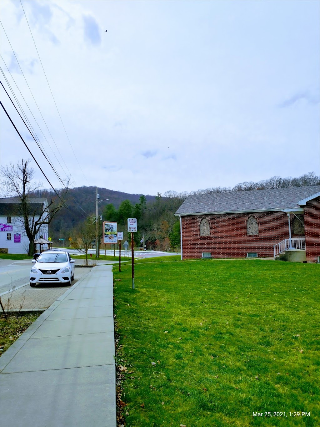 Falls City Baptist Church | 1-13 Sherman St, Ohiopyle, PA 15470, USA | Phone: (724) 329-4981