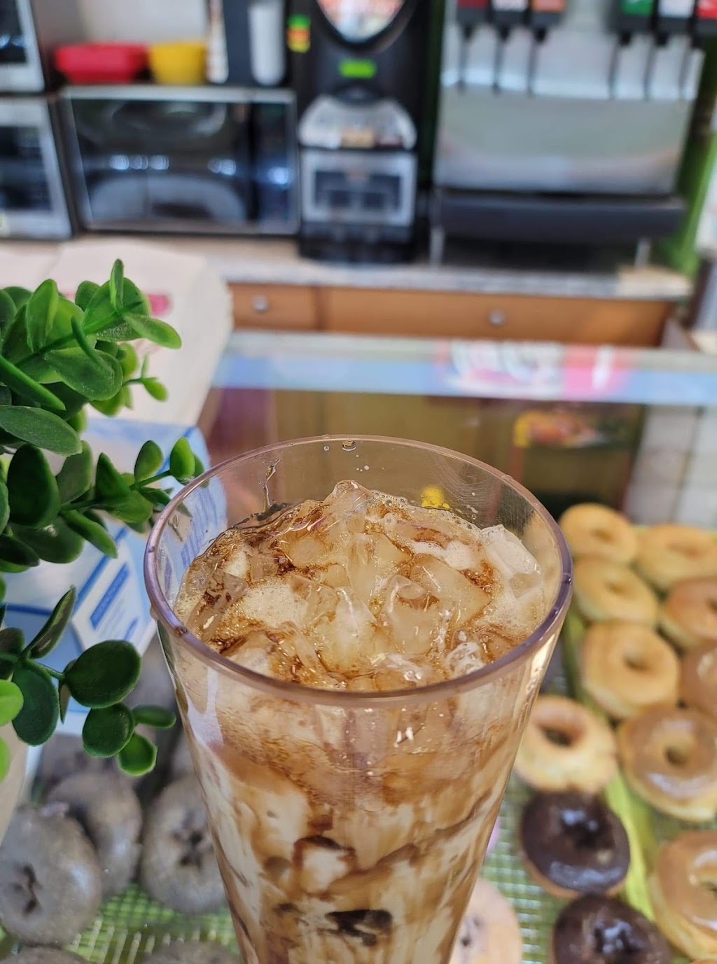 Katys Donuts and Bubble Milk Tea | 906 E Cherokee St, Wagoner, OK 74467, USA | Phone: (918) 201-4141