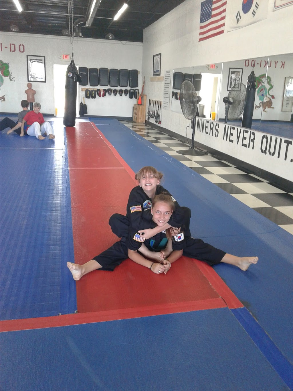 Akf Martial Arts Inc | 630 SW Wilshire Blvd, Burleson, TX 76028, USA | Phone: (817) 447-7200