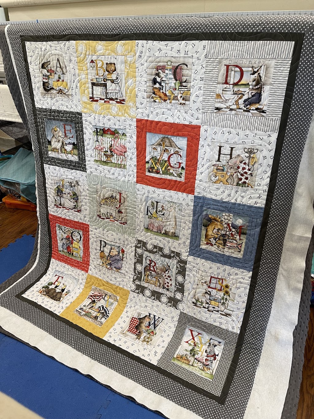 Blue Cardinal Quilting | 120 Timber Ln, Bastrop, TX 78602, USA | Phone: (512) 497-6111