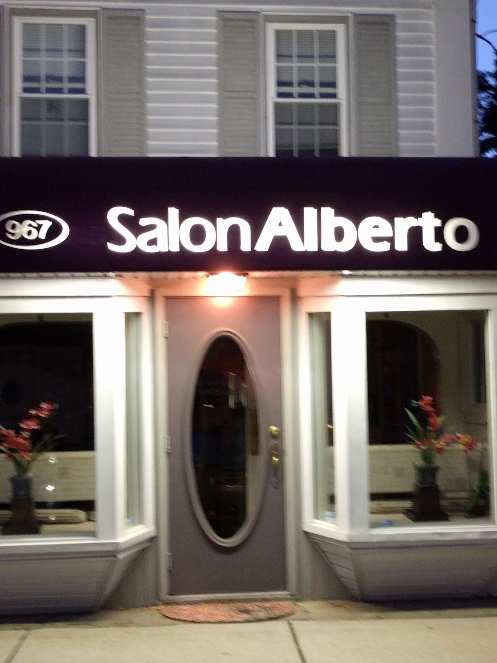 Salon Alberto | 967 Worcester Rd, Framingham, MA 01701, USA | Phone: (508) 820-0025