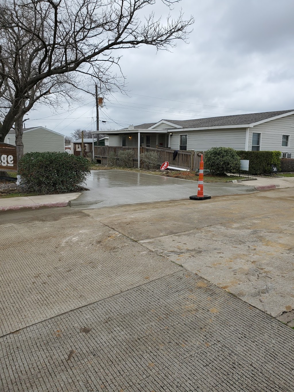 Pave Shield Asphalt Paving & Concrete | 330 N Broadway St #221, Joshua, TX 76058 | Phone: (817) 710-9932