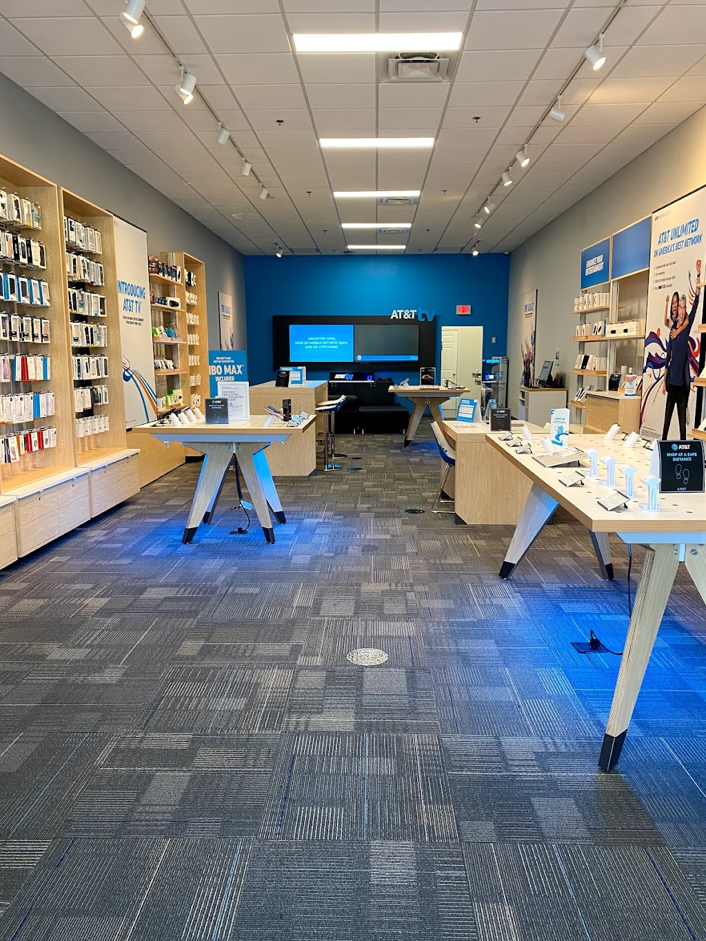 AT&T Store | 6421 Raleigh St, Orlando, FL 32835, USA | Phone: (321) 800-6193