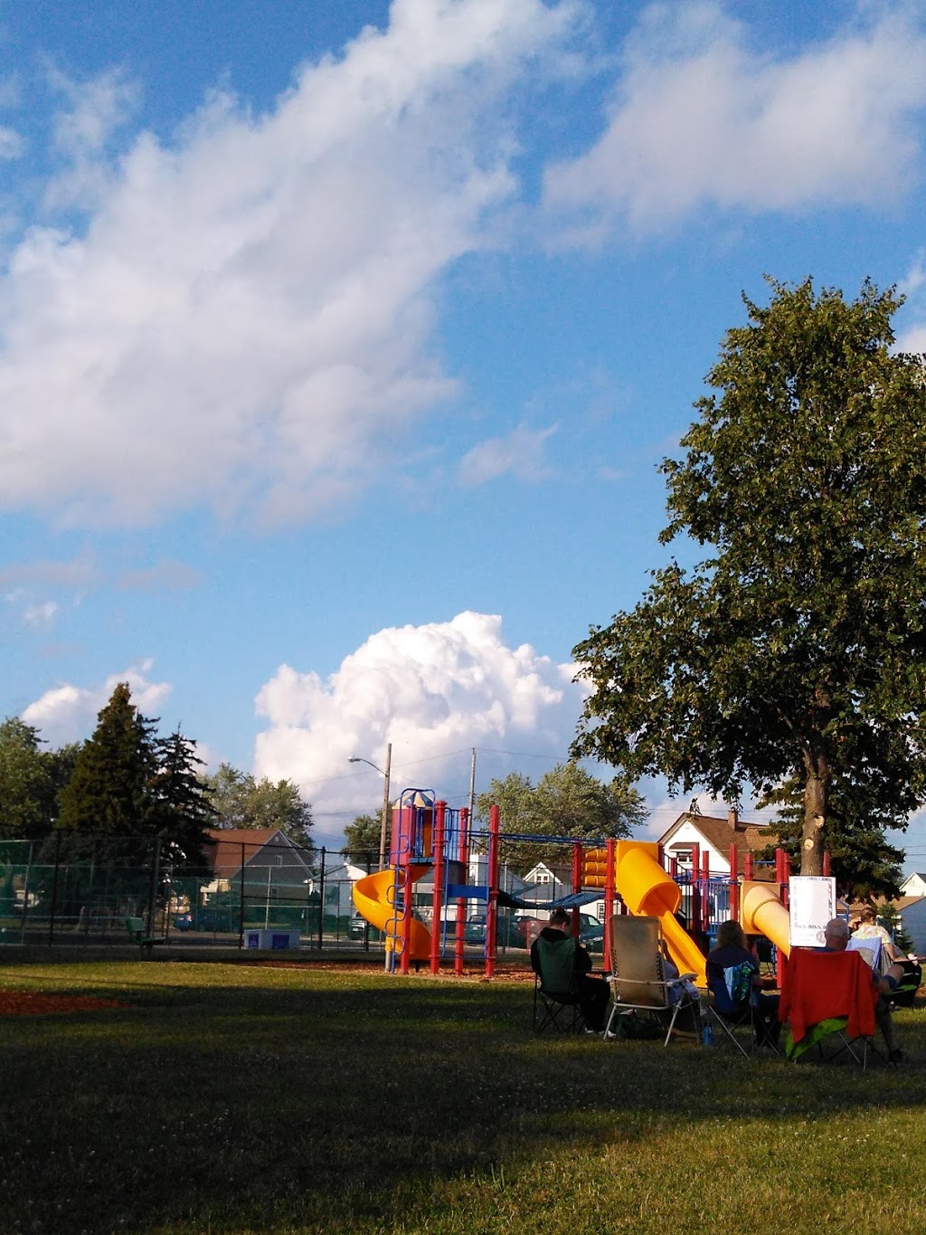 Sloan Village Park | 50 Griffith St, Buffalo, NY 14212, USA | Phone: (716) 896-2996