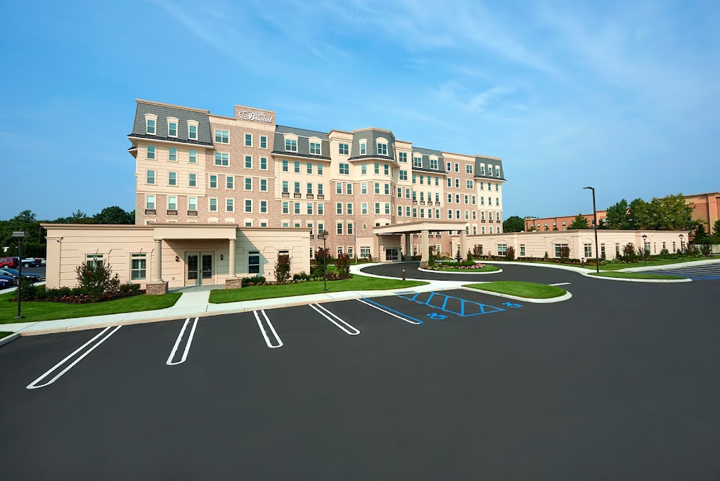 The Bristal Assisted Living at Garden City | 1001 Axinn Ave, Garden City, NY 11530, USA | Phone: (516) 833-5515