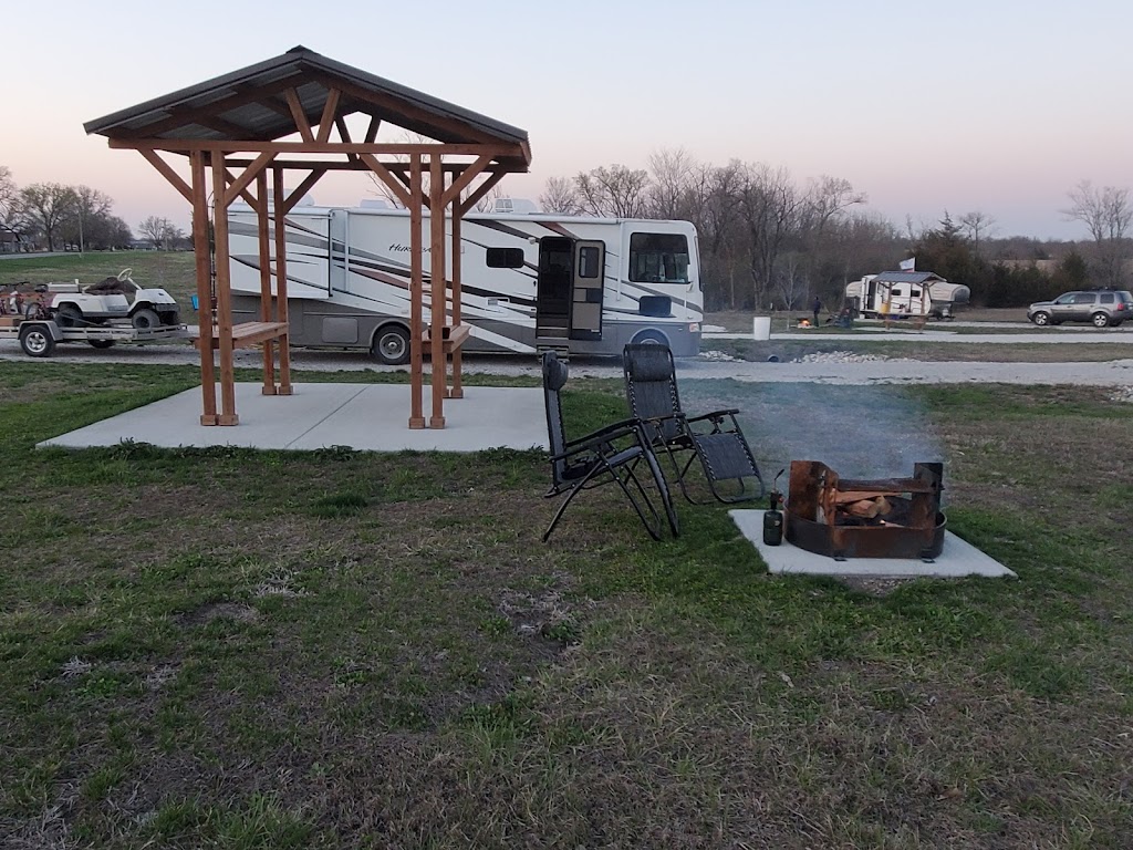 Lakeview Campground and RV Park | 19799 Raum Rd, Lawson, MO 64062, USA | Phone: (816) 580-3217