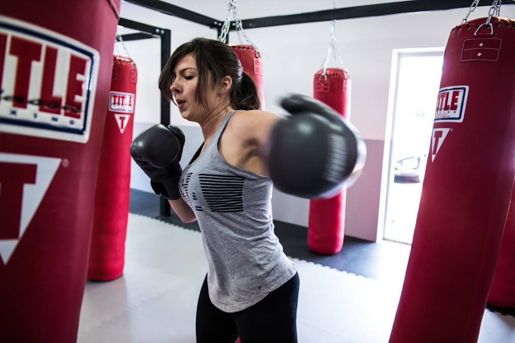 Valley Fitness Kickboxing | 20220 N 59th Ave Suite 103A, Glendale, AZ 85308, USA | Phone: (480) 251-4191