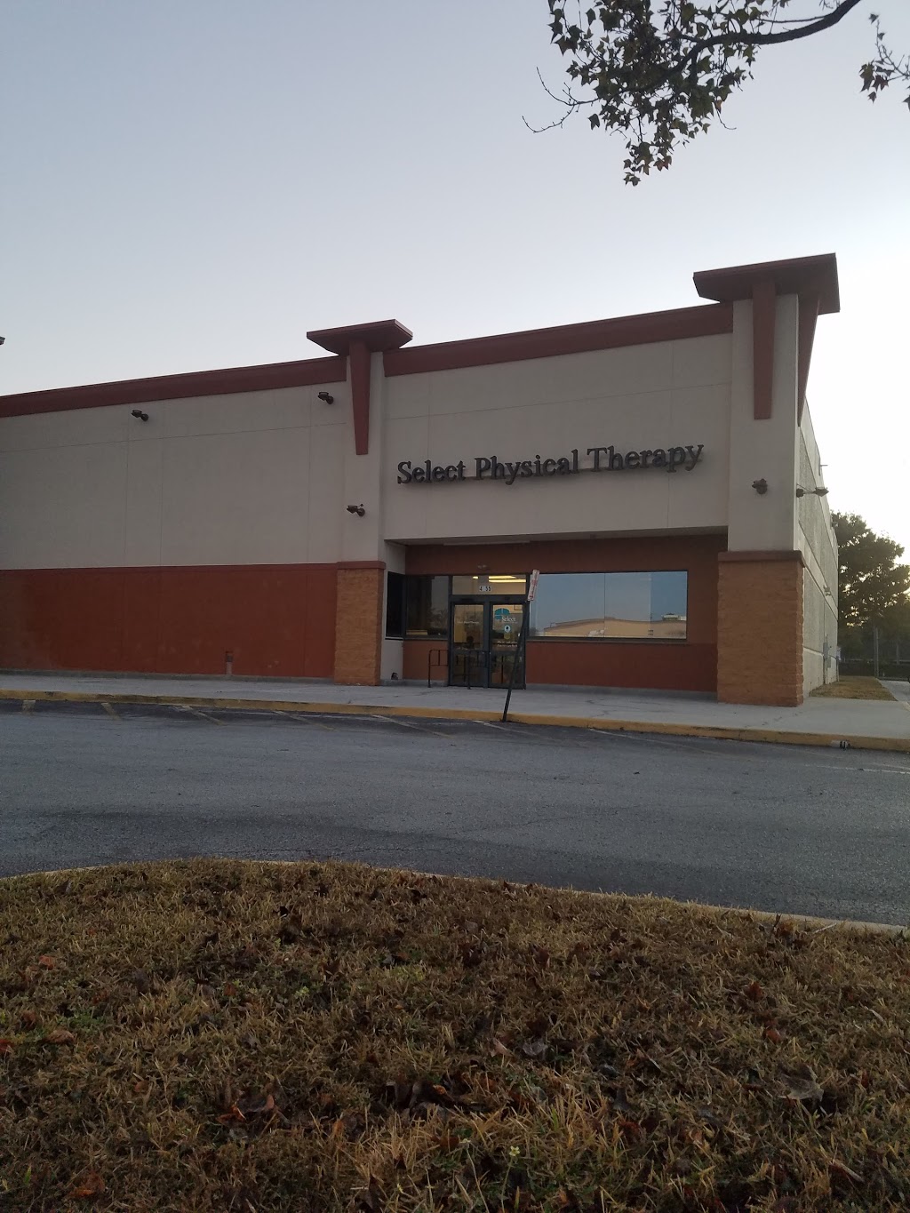 Select Physical Therapy | 4655 66th St N Suite 22B, St. Petersburg, FL 33709, USA | Phone: (727) 546-4700