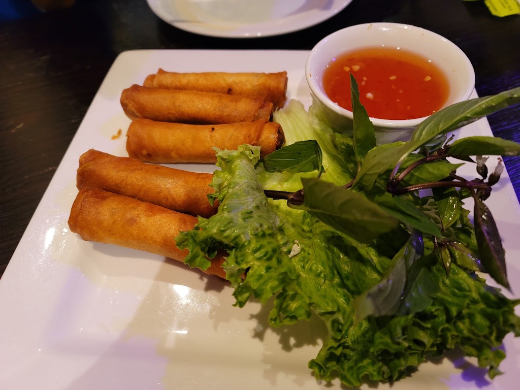 Lemongrass Asian Cuisine | 3376 Wentworth Dr, Hemet, CA 92545, USA | Phone: (951) 766-1506