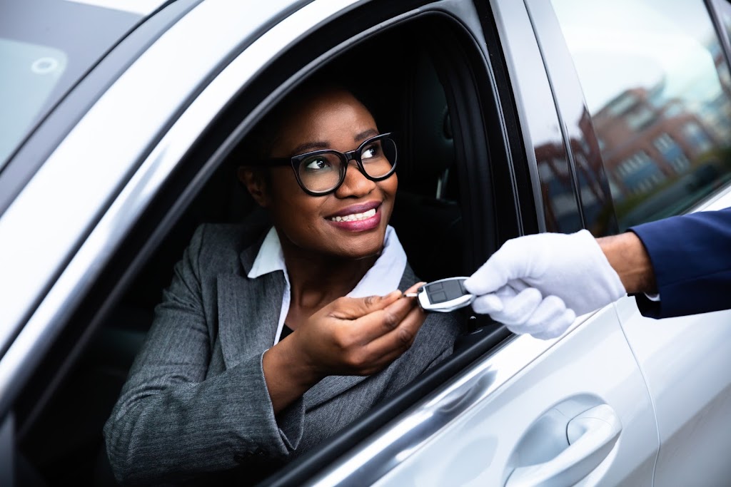 AMPM Valet Parking | 2009 W Burbank Blvd, Burbank, CA 91506, USA | Phone: (424) 300-8000