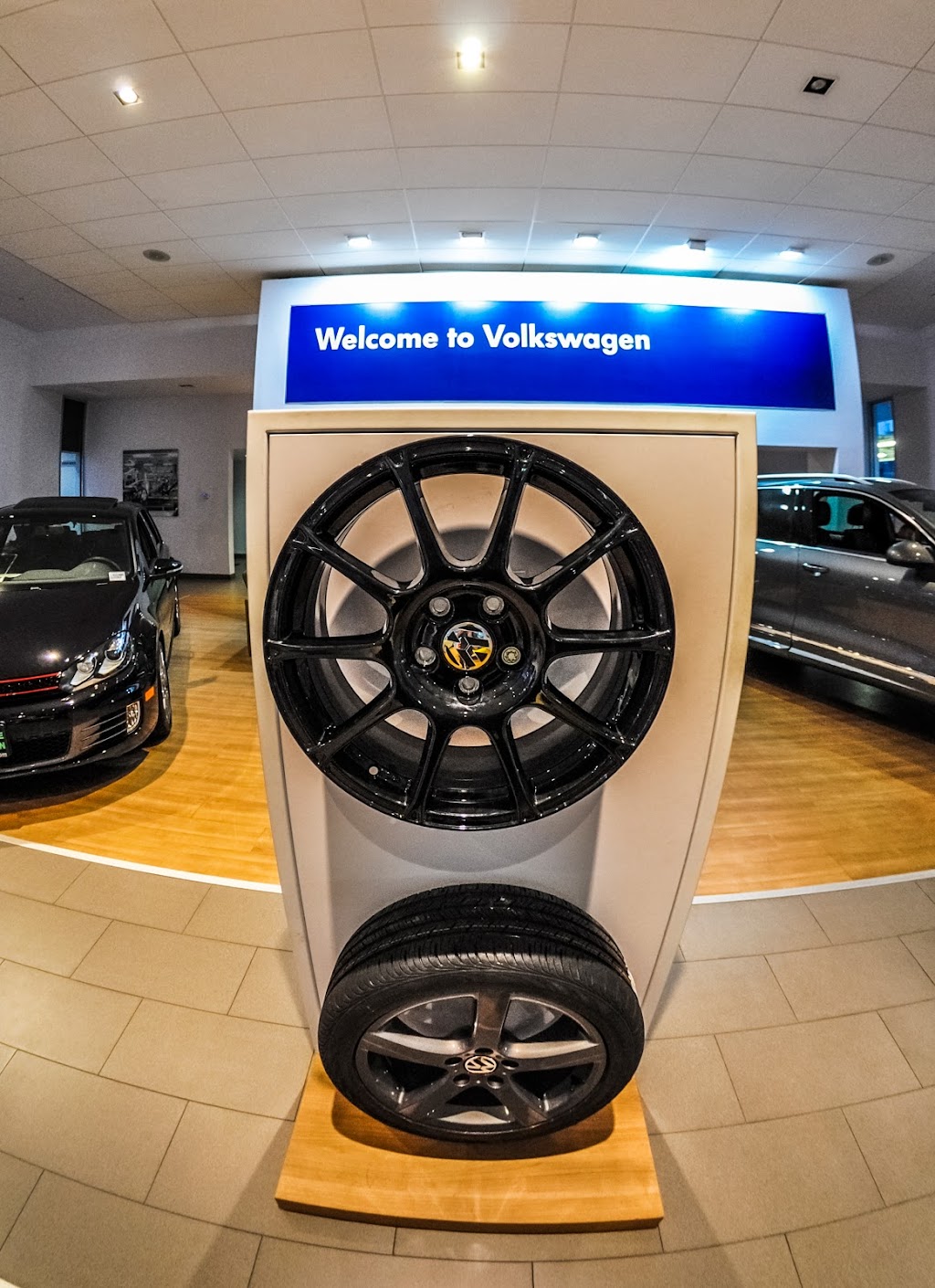 Serramonte Volkswagen | 711 Serramonte Blvd, Colma, CA 94014, USA | Phone: (650) 880-3939