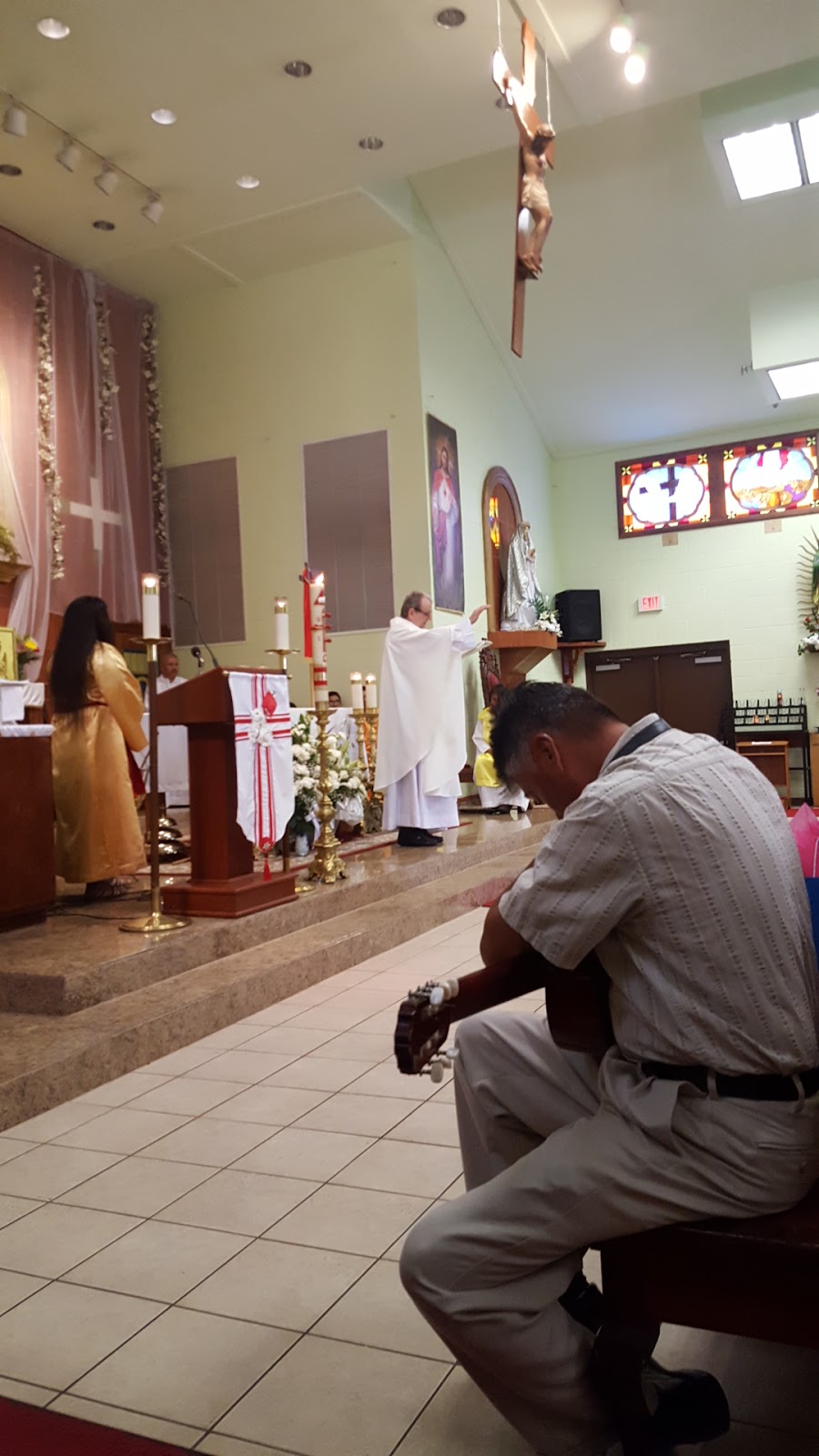 Nuestra Señora Del Rosario Catholic Church | 420 Sierra Vista Blvd, Laredo, TX 78046, USA | Phone: (956) 753-8764