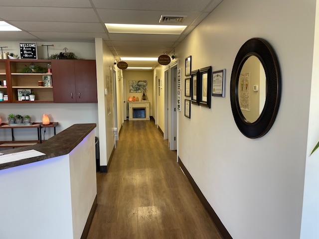 Leigh Kramer, LMT, Chronic Pain Relief Coach | 138 Davis Rd, Ashland, OH 44805, USA | Phone: (419) 281-2283