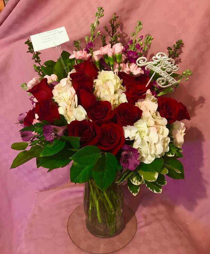 Flowers & Gifts Galore | 14012 7th St #15, Dade City, FL 33525, USA | Phone: (352) 437-5916