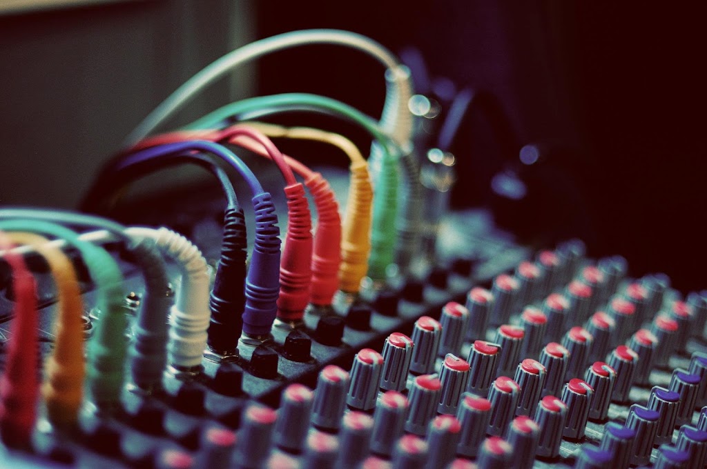 LaunchPad Studios | 103 N Ford St, Golden, CO 80403, USA | Phone: (303) 484-1706 LaunchPad Studios | 103 N Ford St, Golden, CO 80403, USA | Phone: (303) 484-1706