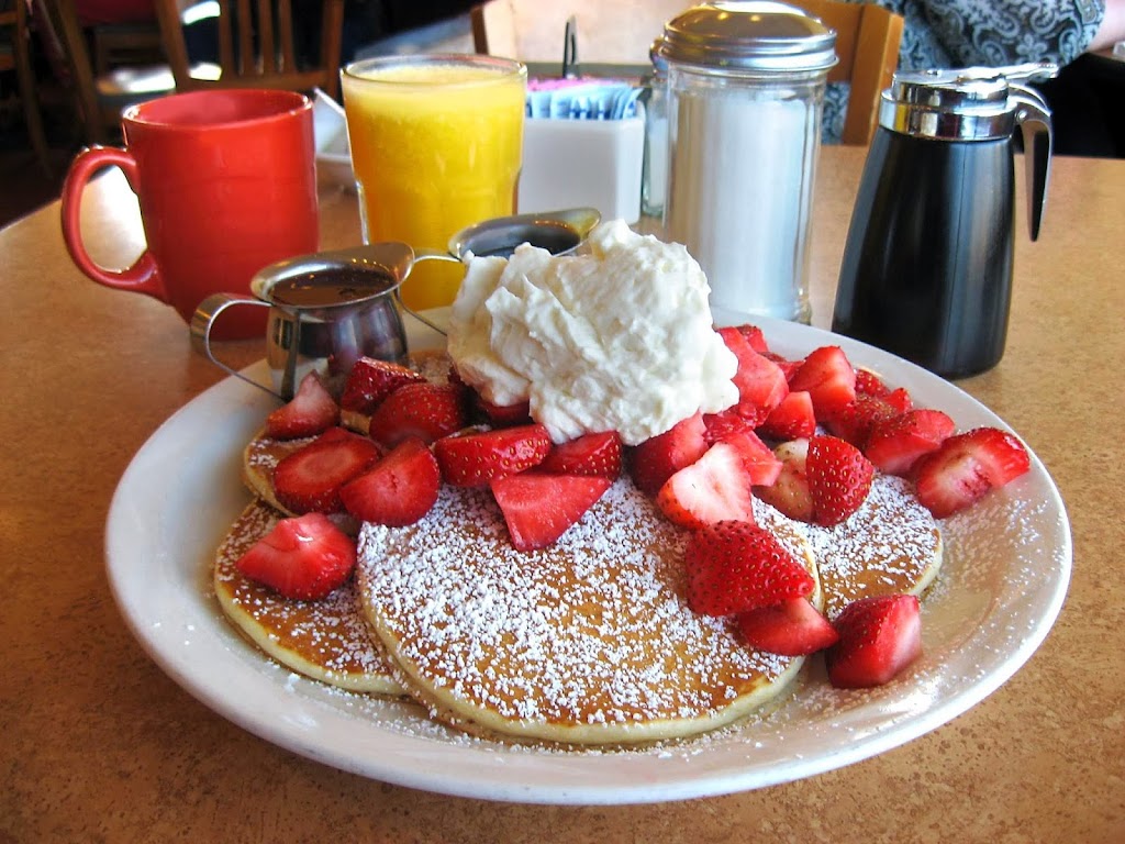 The Original Pancake House | 28700 Chagrin Blvd #16, Woodmere, OH 44122, USA | Phone: (216) 292-7777