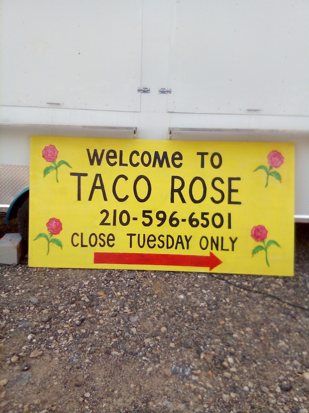 Taco Rose | 2194 TX-173, Devine, TX 78016, USA | Phone: (210) 596-6501