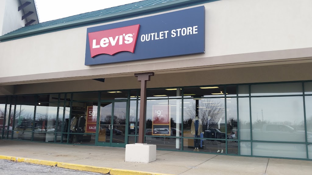 Levi’s Outlet Store | 6245 N Old 27 Space A-120, Fremont, IN 46737, USA | Phone: (260) 833-1417