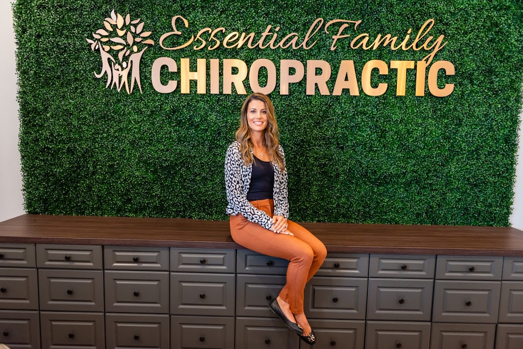 Essential Family Chiropractic | 23334 Farmington Rd, Farmington, MI 48336, USA | Phone: (248) 477-5202