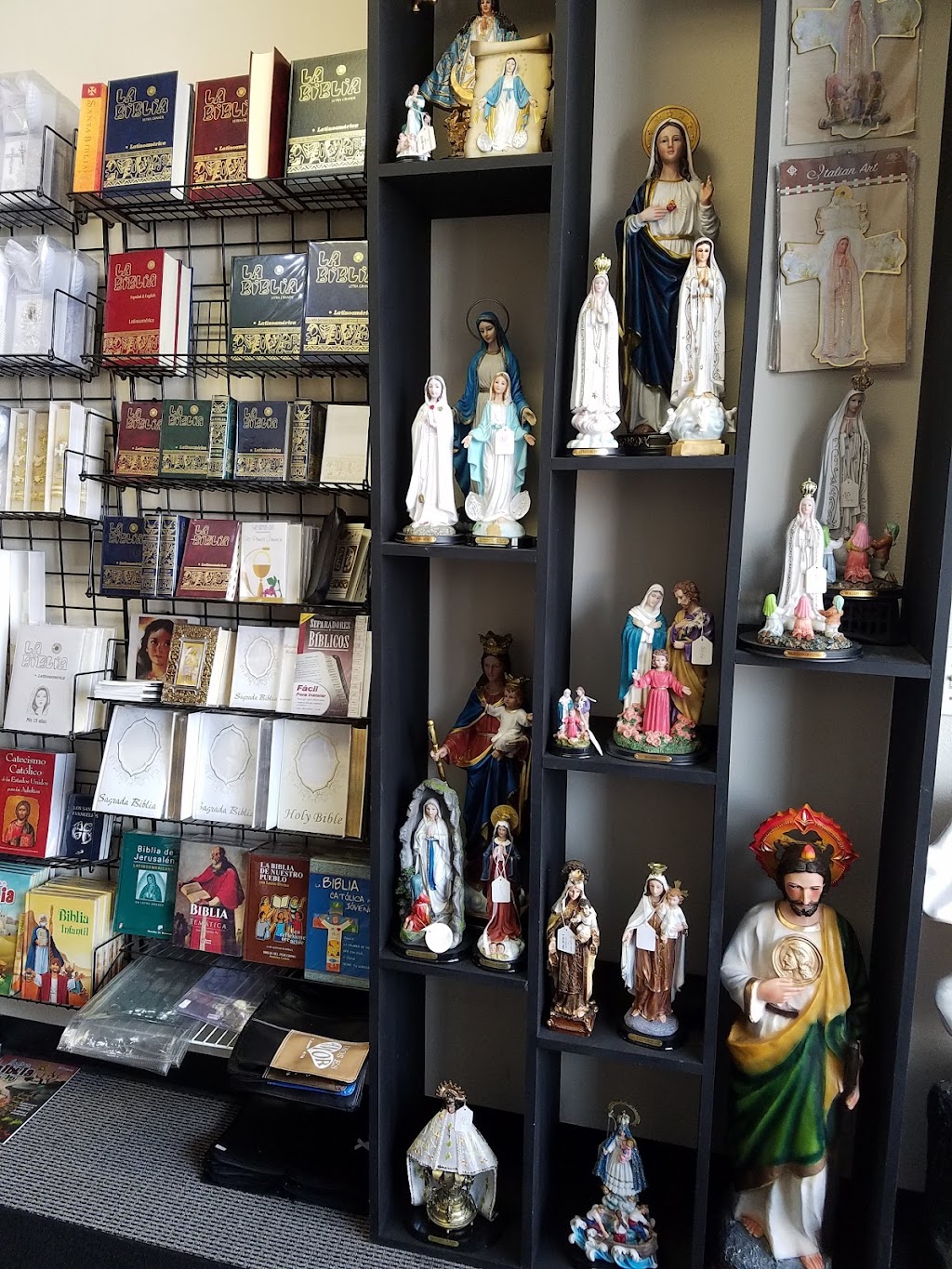 Gonzalez: Articulos Religiosos | 9438 Whittier Blvd, Pico Rivera, CA 90660, USA | Phone: (562) 801-3238