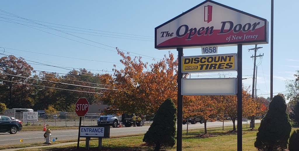 Mombos Discount Tire & Auto | 46 Flint Rd, Toms River, NJ 08757, USA | Phone: (732) 608-6119