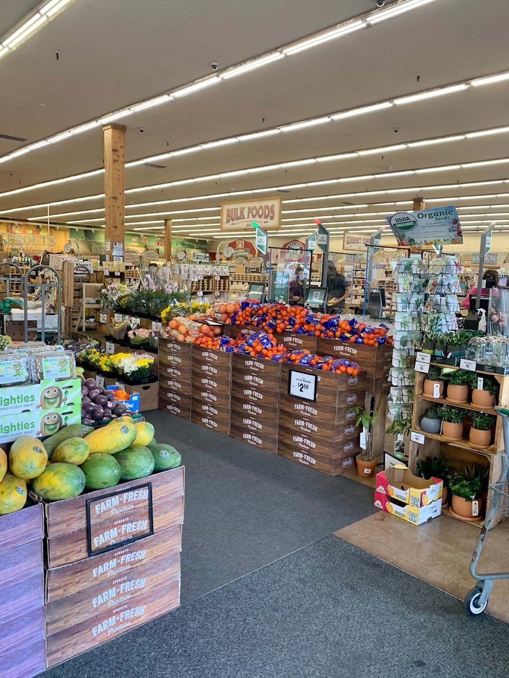 Sprouts Farmers Market | 3358 Governor Dr, San Diego, CA 92122, USA | Phone: (858) 457-5006