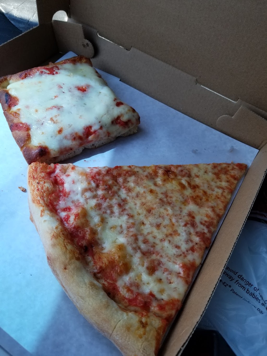 Ciccio Boy Pizzeria | 567 Burnside Ave, Inwood, NY 11096, USA | Phone: (516) 371-1823