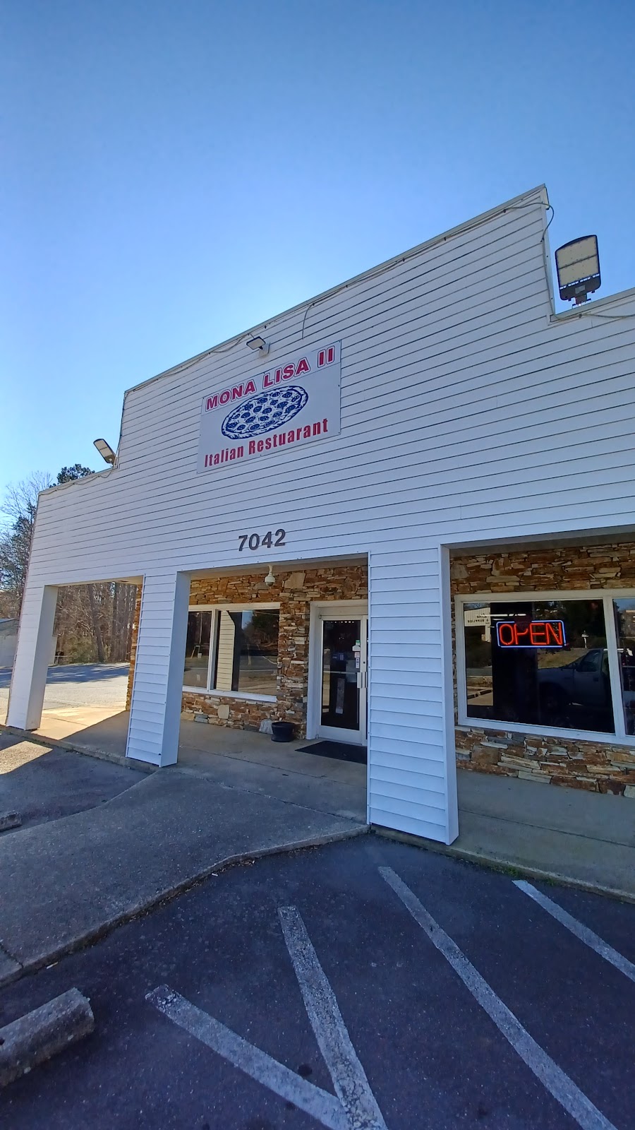 Mona Lisa II | 7042 US-220 ALT, Asheboro, NC 27205 | Phone: (336) 872-4065