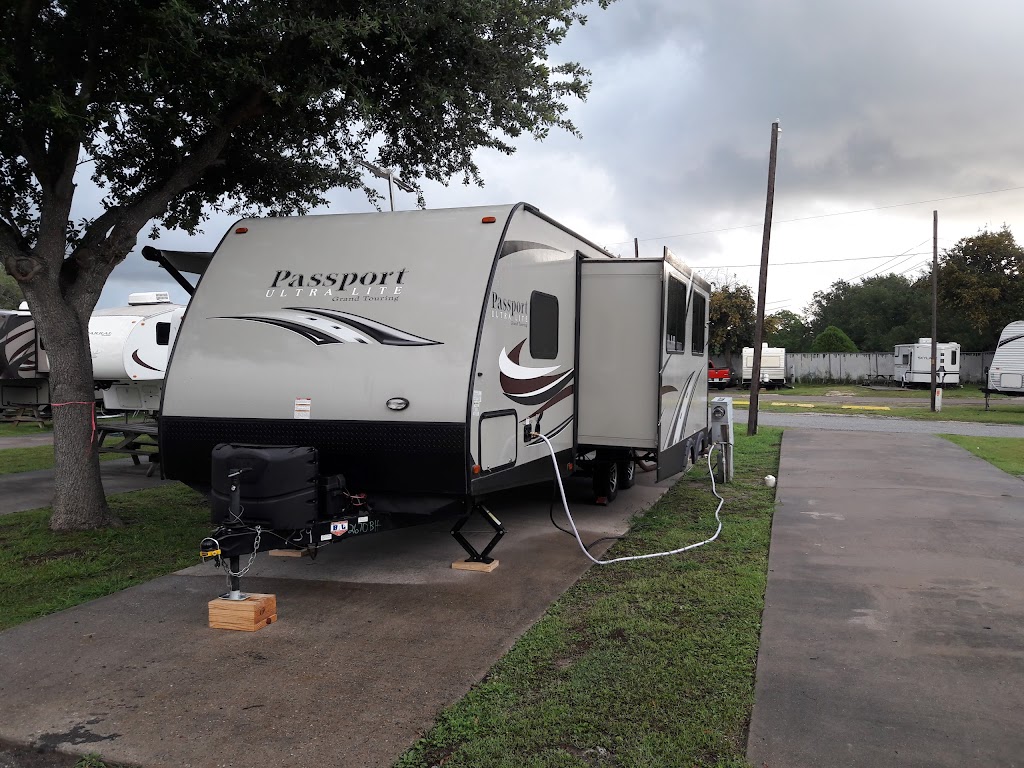 Hatch Rv Park | 3101 Up River Rd, Corpus Christi, TX 78408, USA | Phone: (361) 883-9781