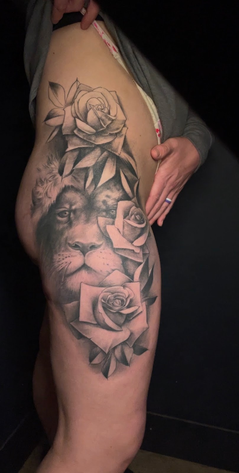 Mothers Tattoo & Body Piercing | 3625 Dixie Hwy, Elsmere, KY 41018, USA | Phone: (859) 727-6434