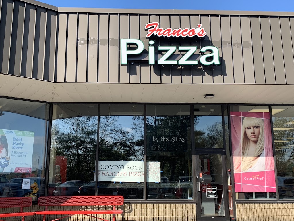 Francos Pizza | 249 W Rte 59, Nanuet, NY 10954, USA | Phone: (845) 623-5690