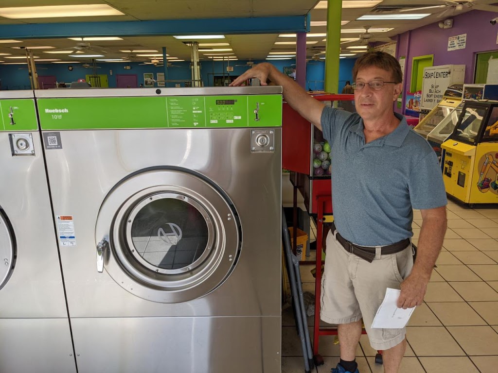 Select Coin Laundry | 105 21st Ave W #8333, Bradenton, FL 34205, USA | Phone: (941) 745-9048