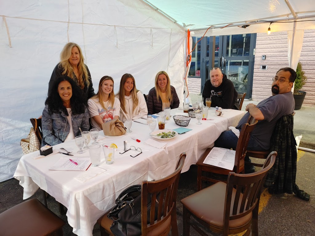 FRIENDLIER PIZZERIA & RISTORANTE | 1006 Railroad Ave, Woodmere, NY 11598, USA | Phone: (516) 569-5373