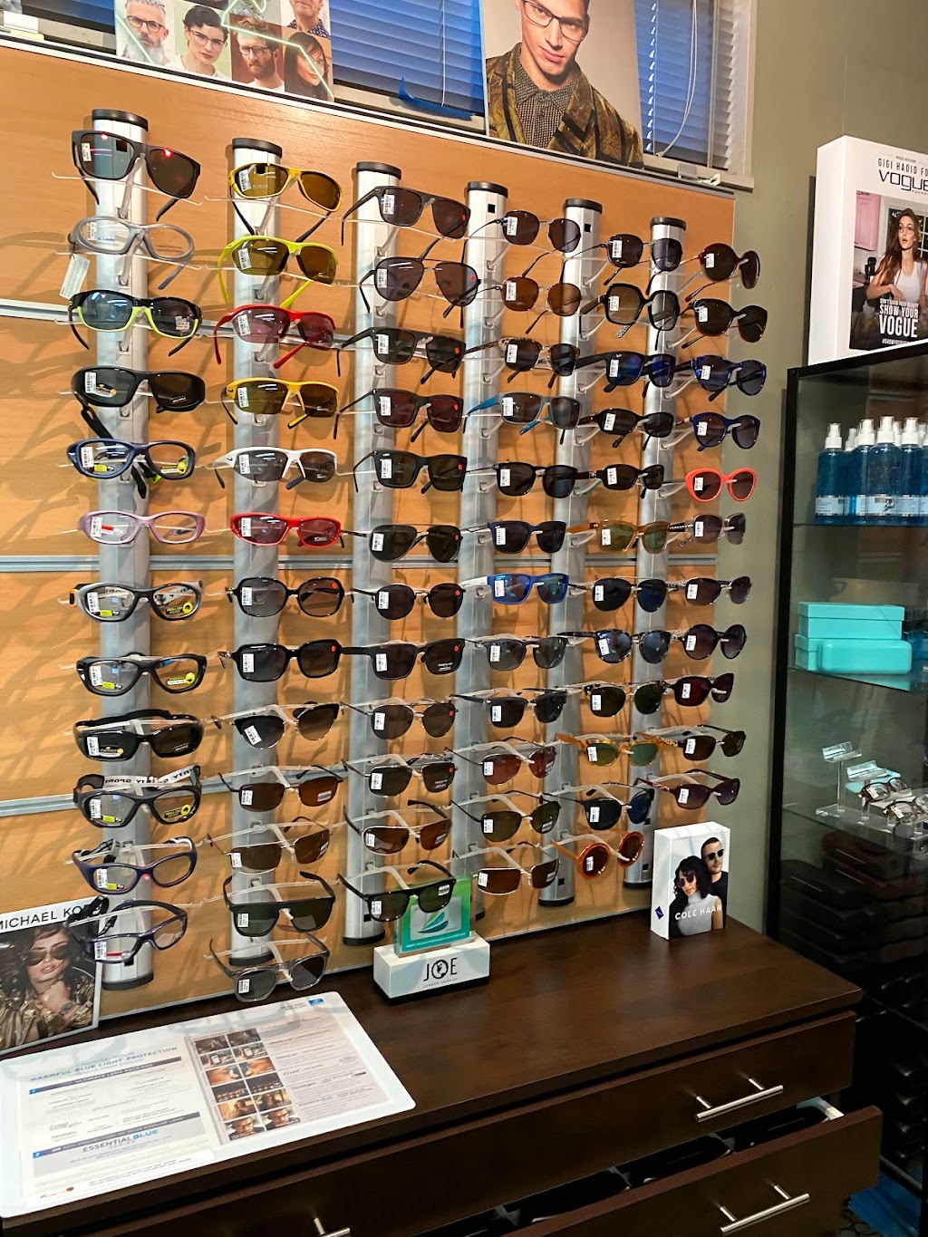 Park Avenue Optometry | 300 S Park Ave, Pomona, CA 91766, USA | Phone: (909) 622-3531