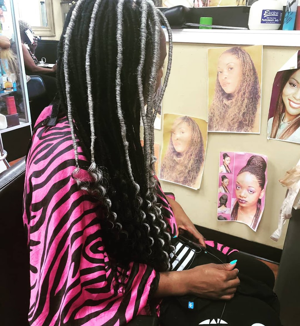 Marie Frances Hair Braiding | 5858 Silver Hill Rd, District Heights, MD 20747, USA | Phone: (301) 420-5870