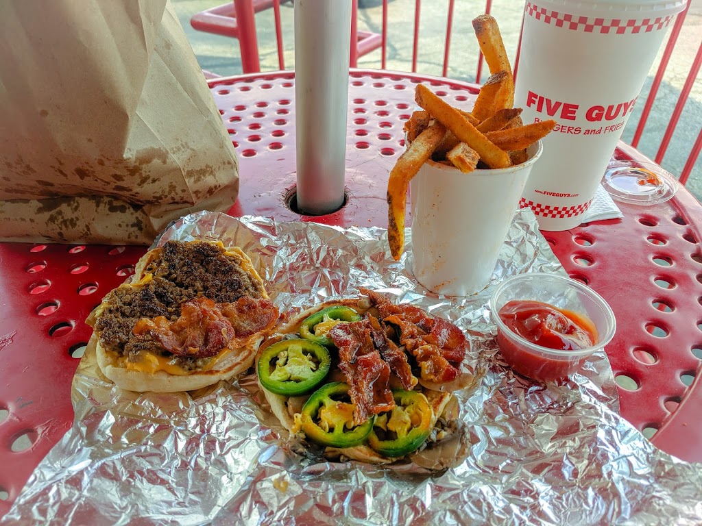 Five Guys | 2221 State St, New Albany, IN 47150, USA | Phone: (812) 944-9958